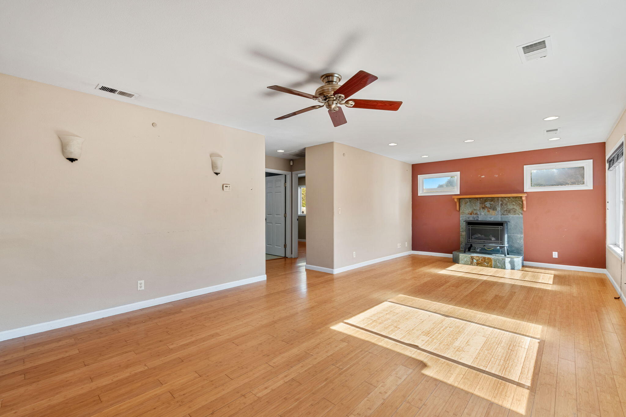 1957 Gage Lane, Eureka