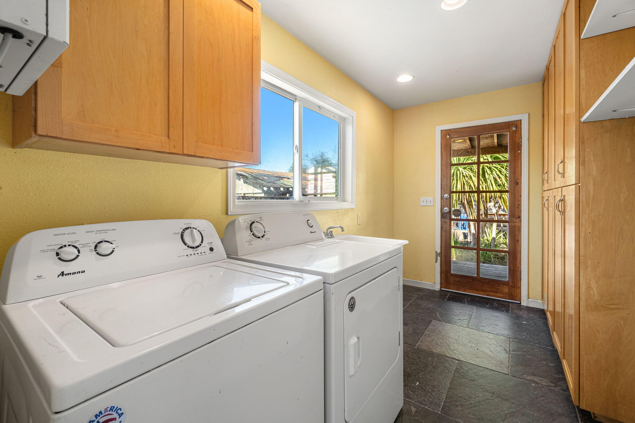 1957 Gage Lane, Eureka