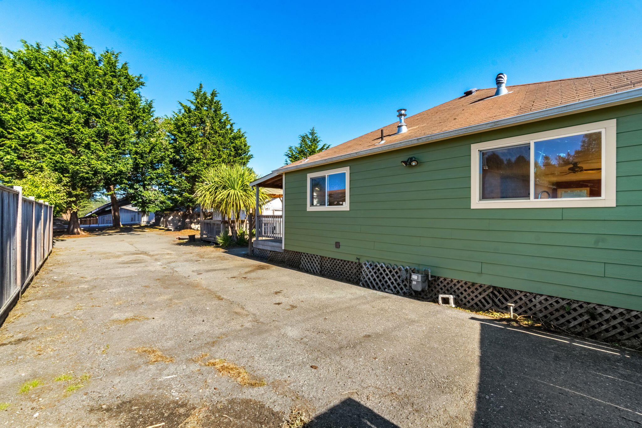 1957 Gage Lane, Eureka