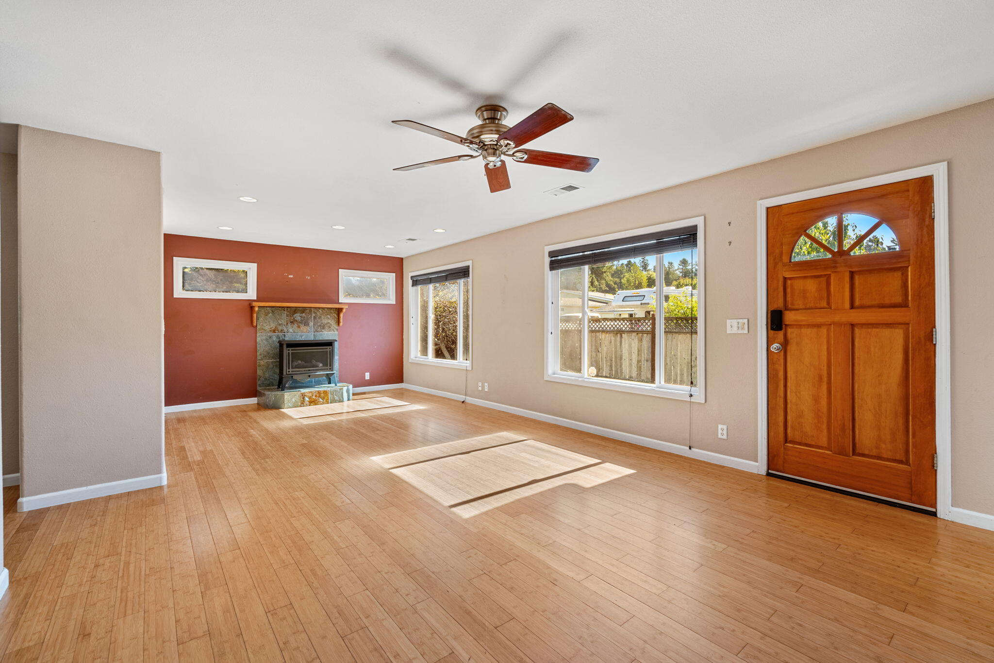 1957 Gage Lane, Eureka