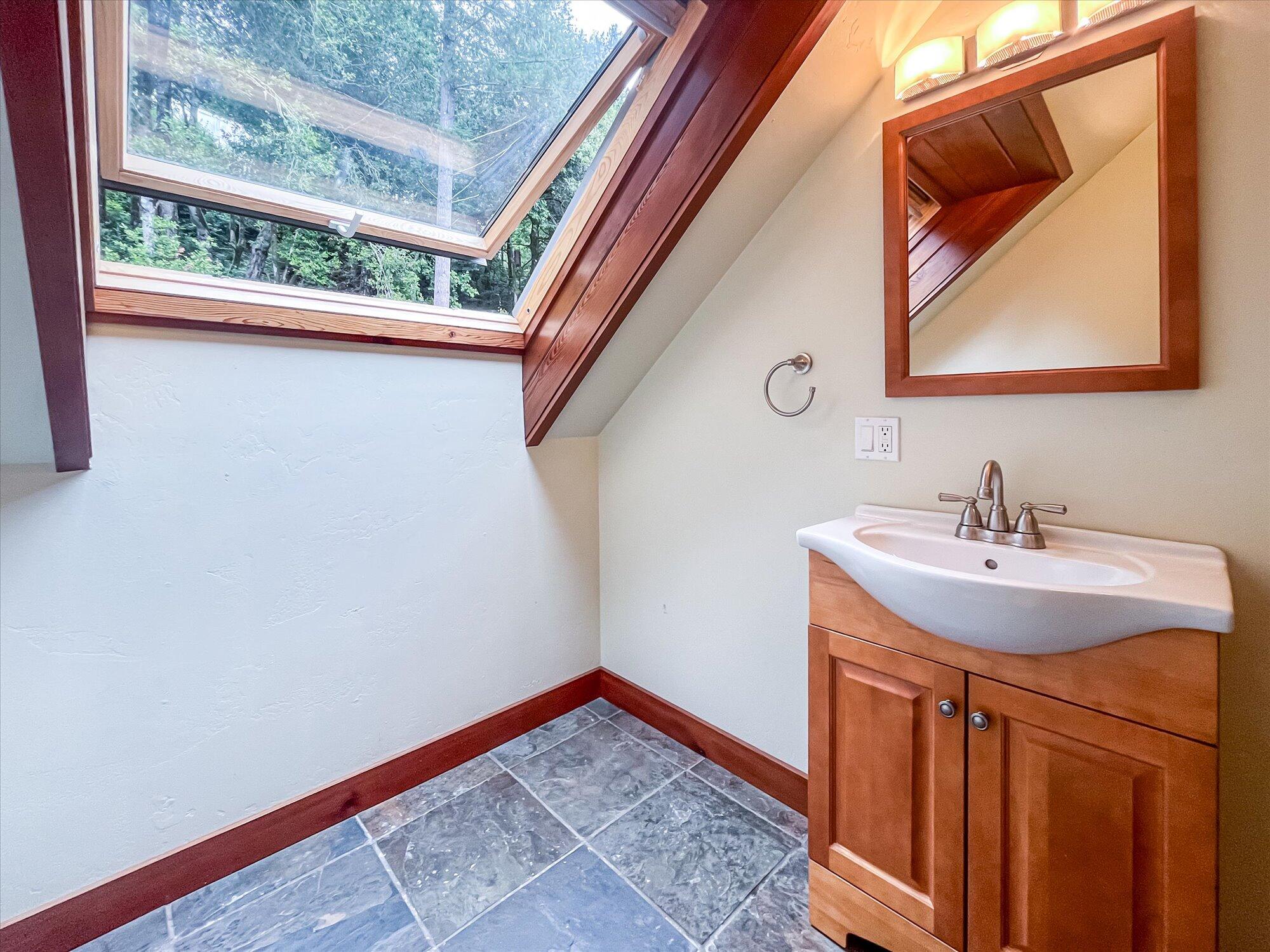 8521 Butler Valley Road