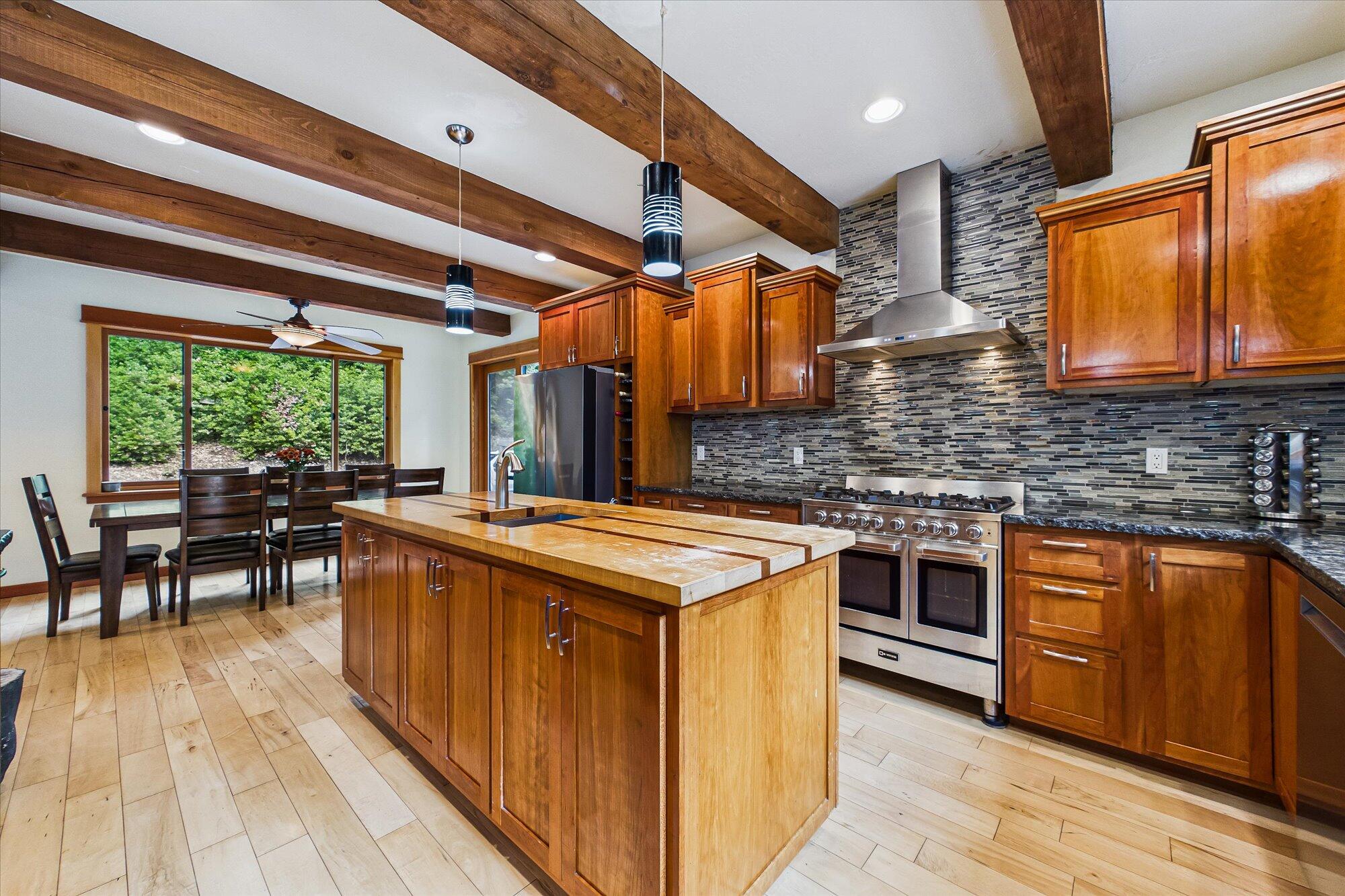 8521 Butler Valley Road