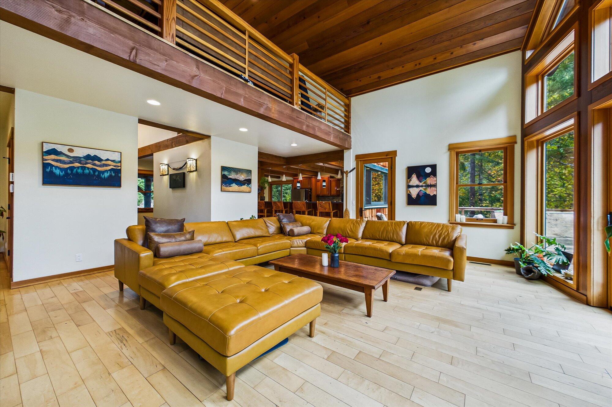 8521 Butler Valley Road