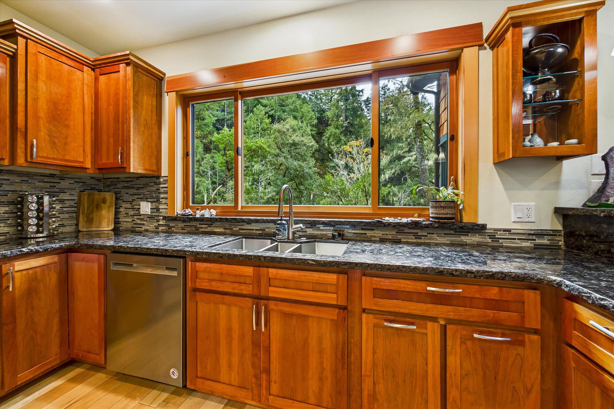 8521 Butler Valley Road