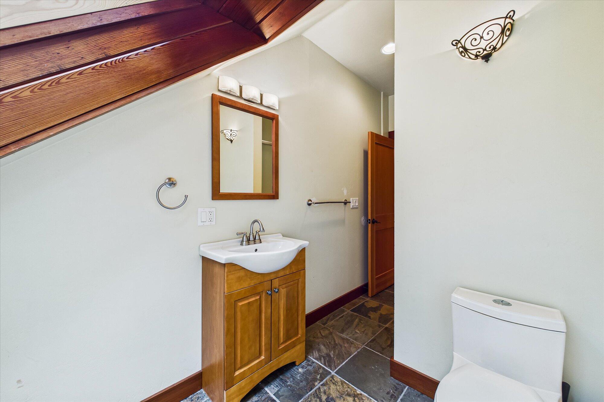 8521 Butler Valley Road