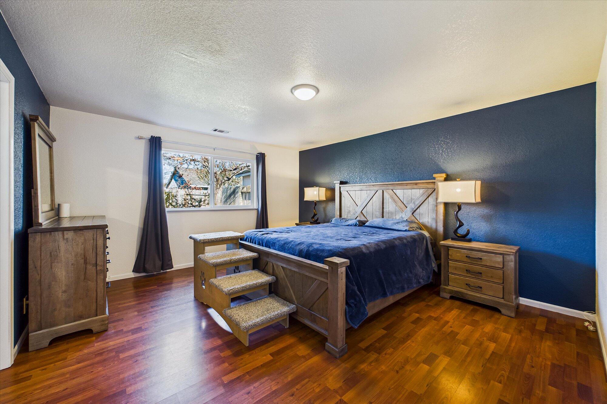 1305 Hedge Rose Court, McKinleyville