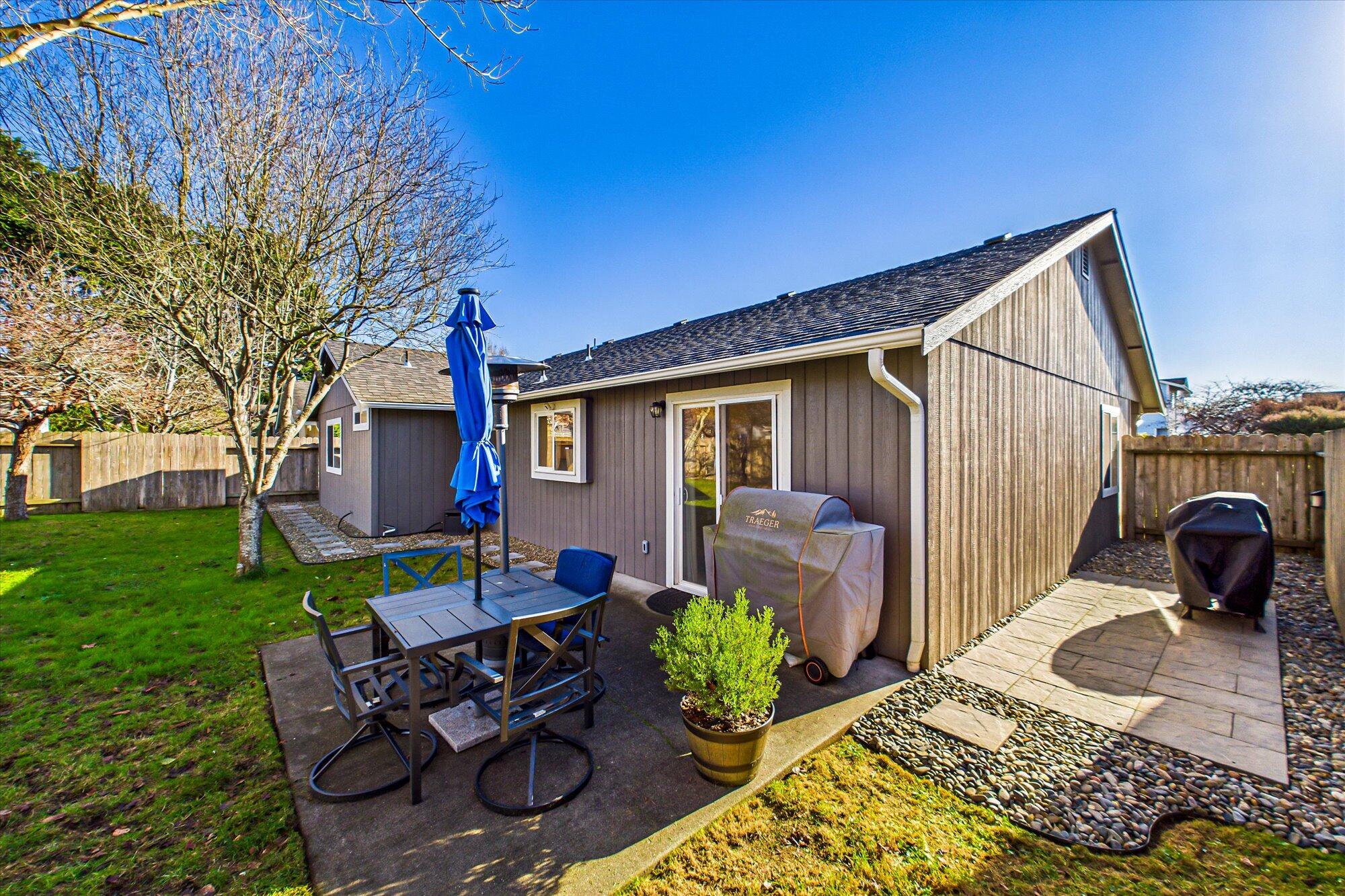 1305 Hedge Rose Court, McKinleyville
