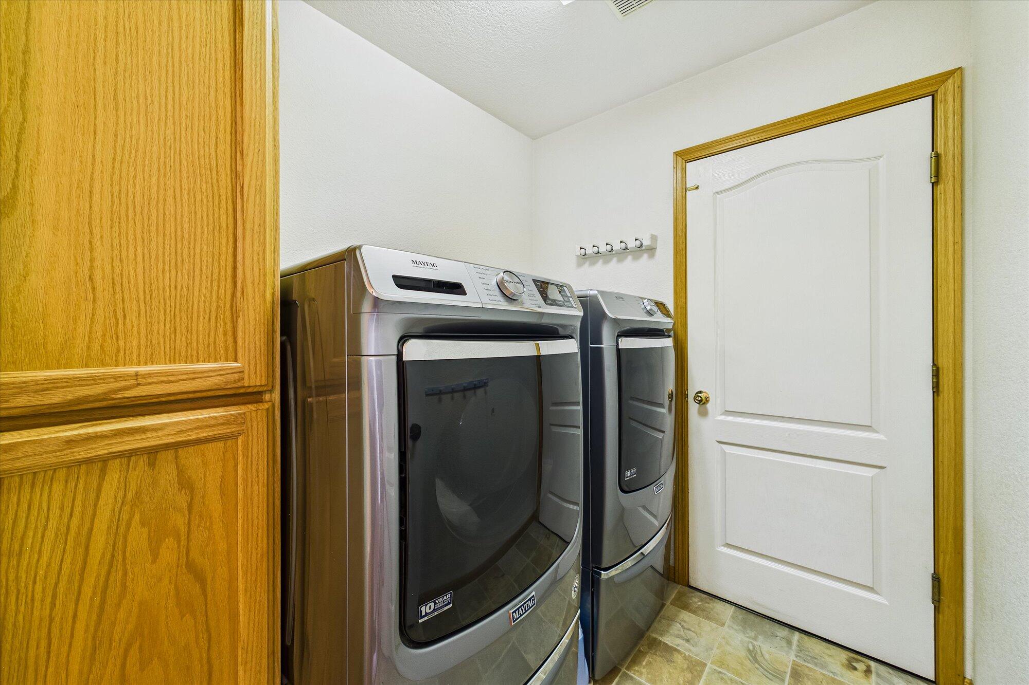 1305 Hedge Rose Court, McKinleyville