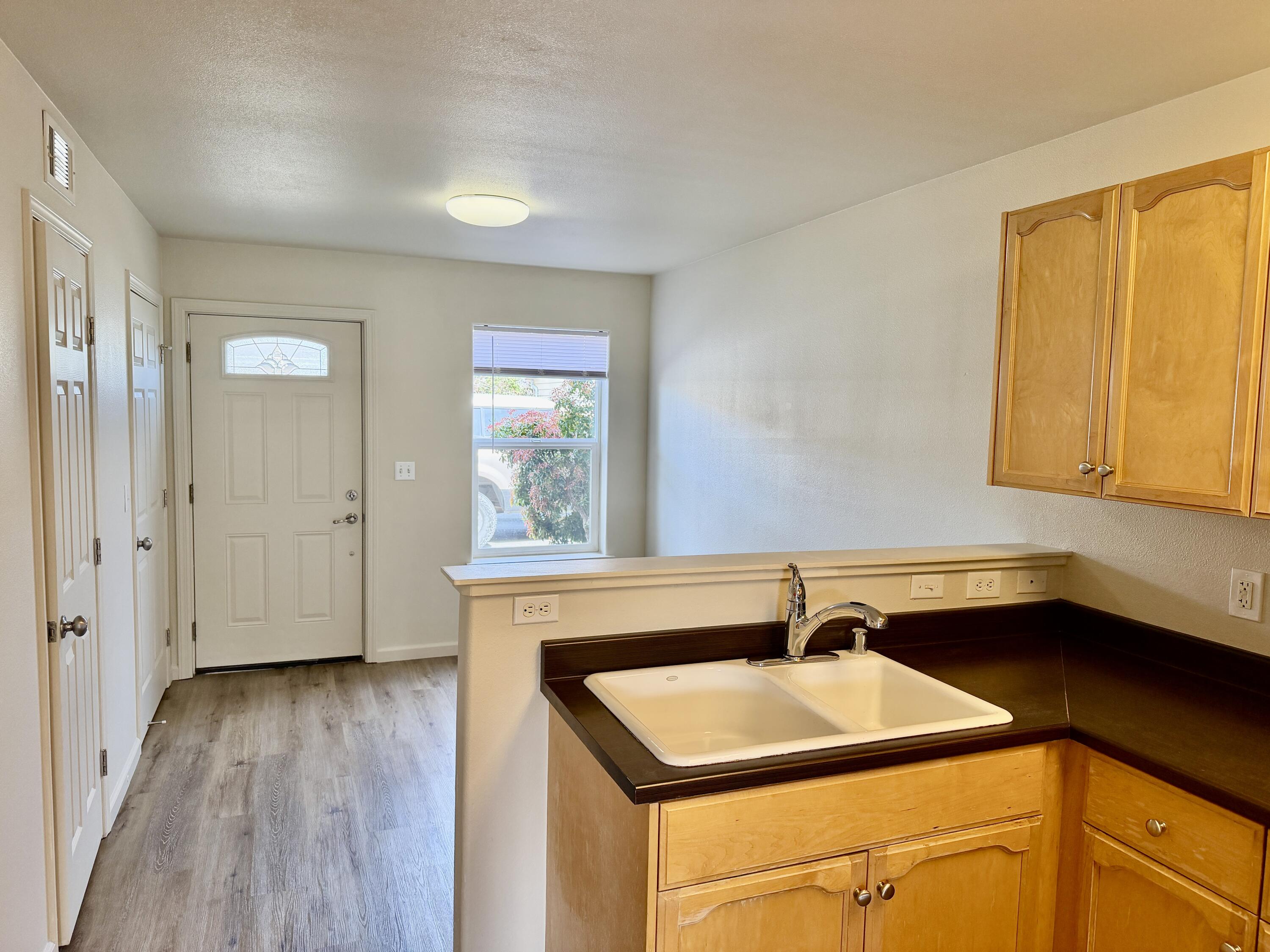 954 Courtyard Circle