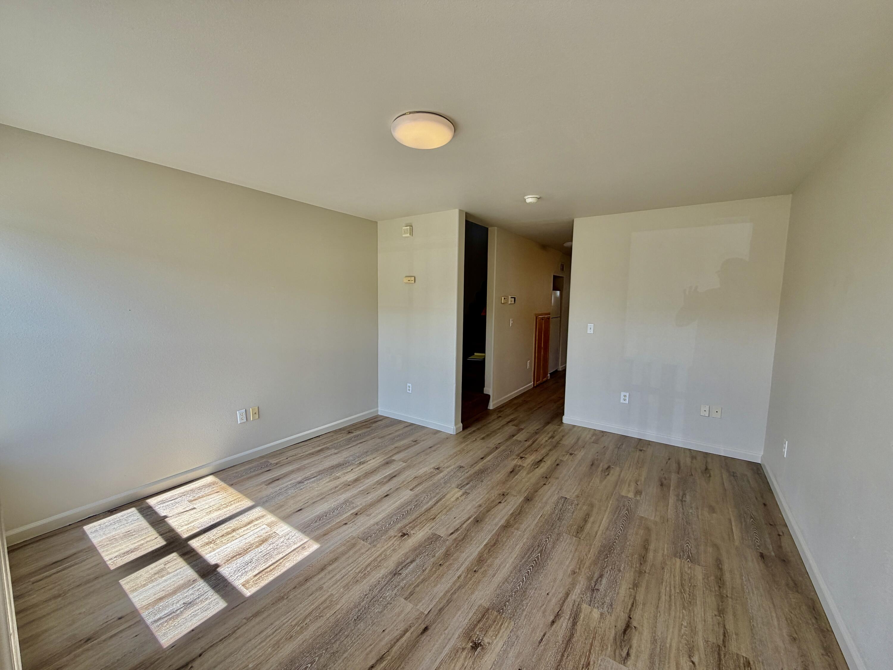 954 Courtyard Circle