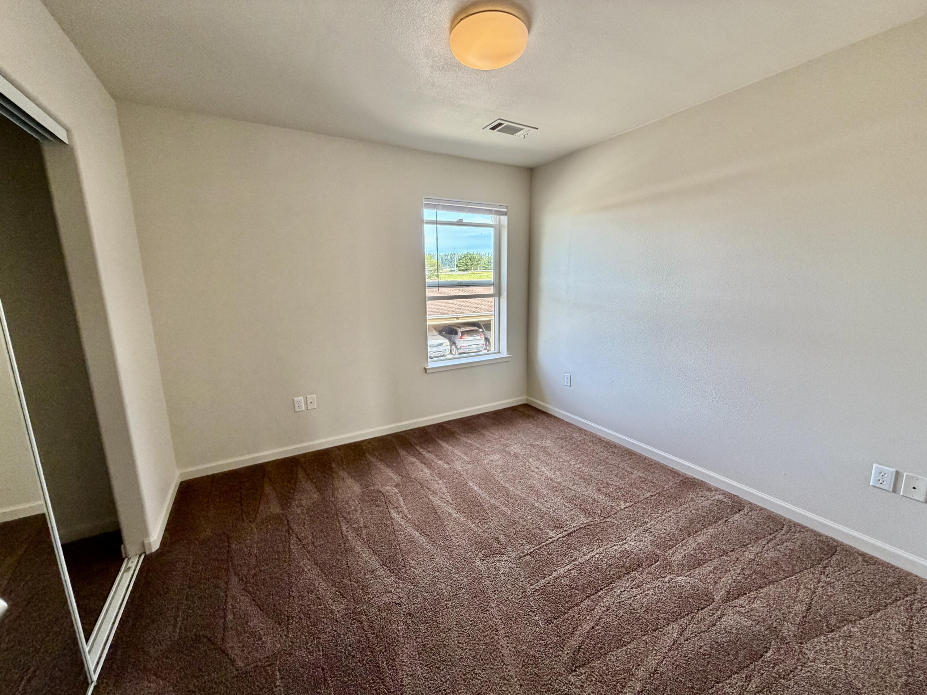 954 Courtyard Circle