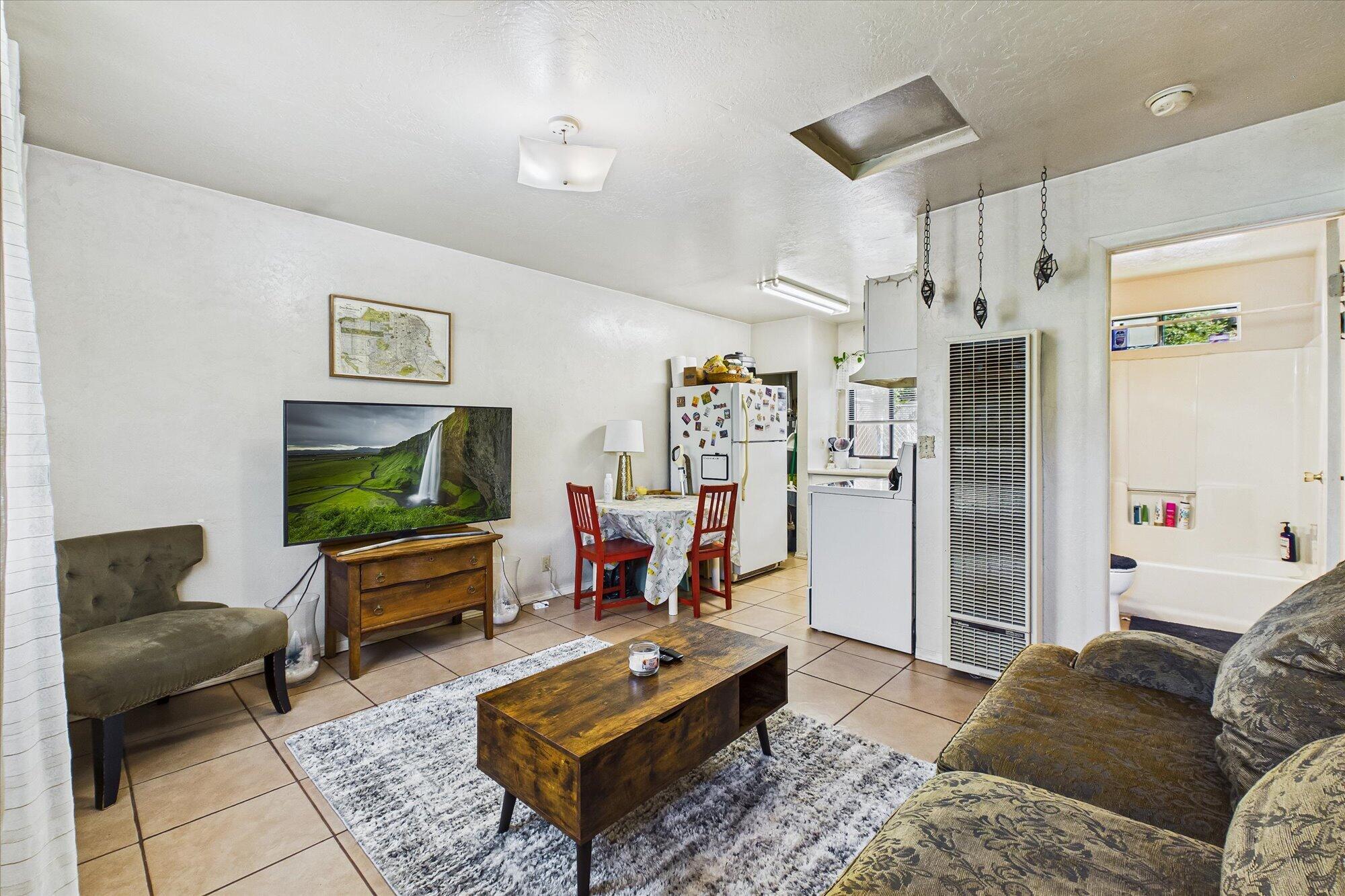 2467 Fern Street
