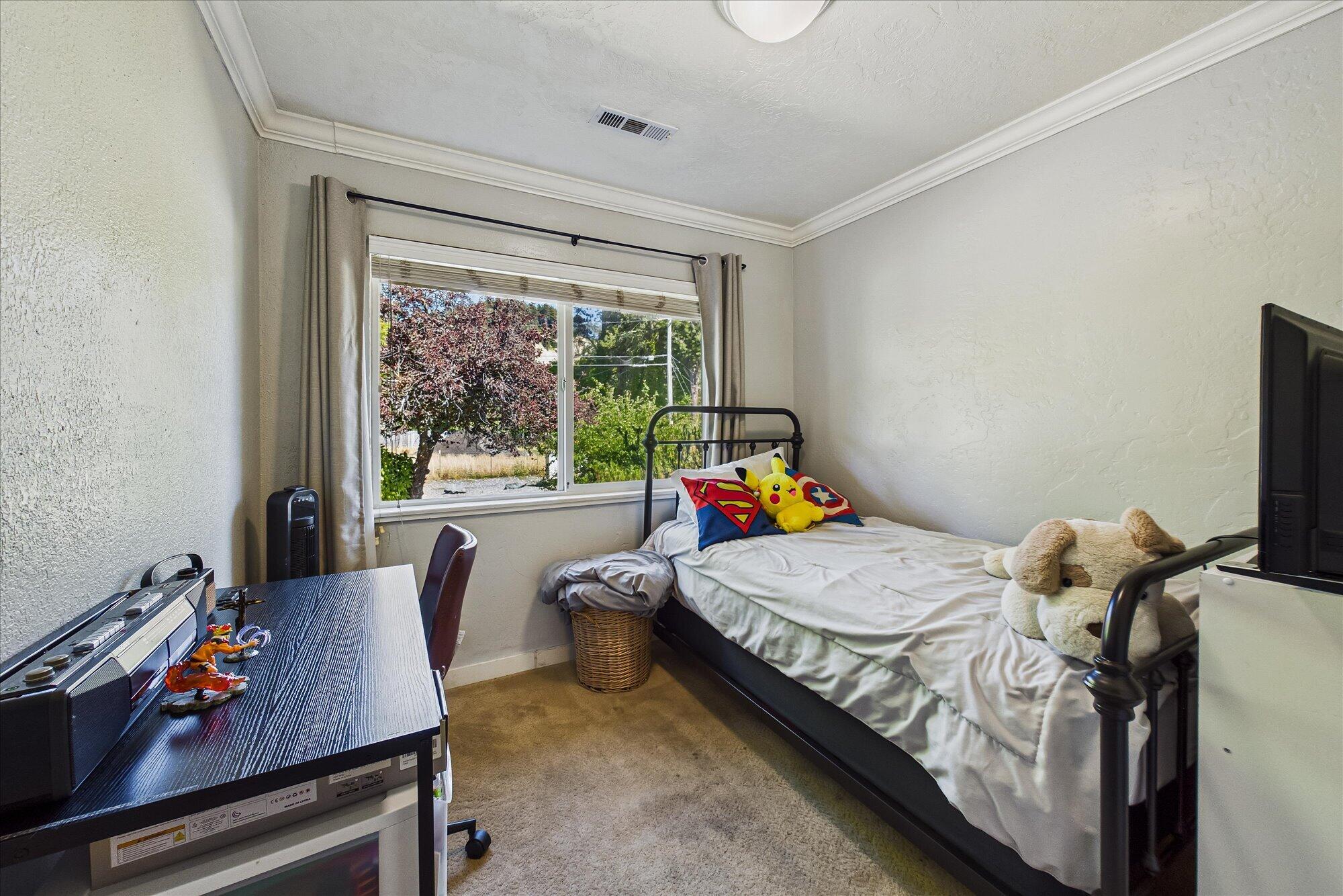 725 Walnut Drive