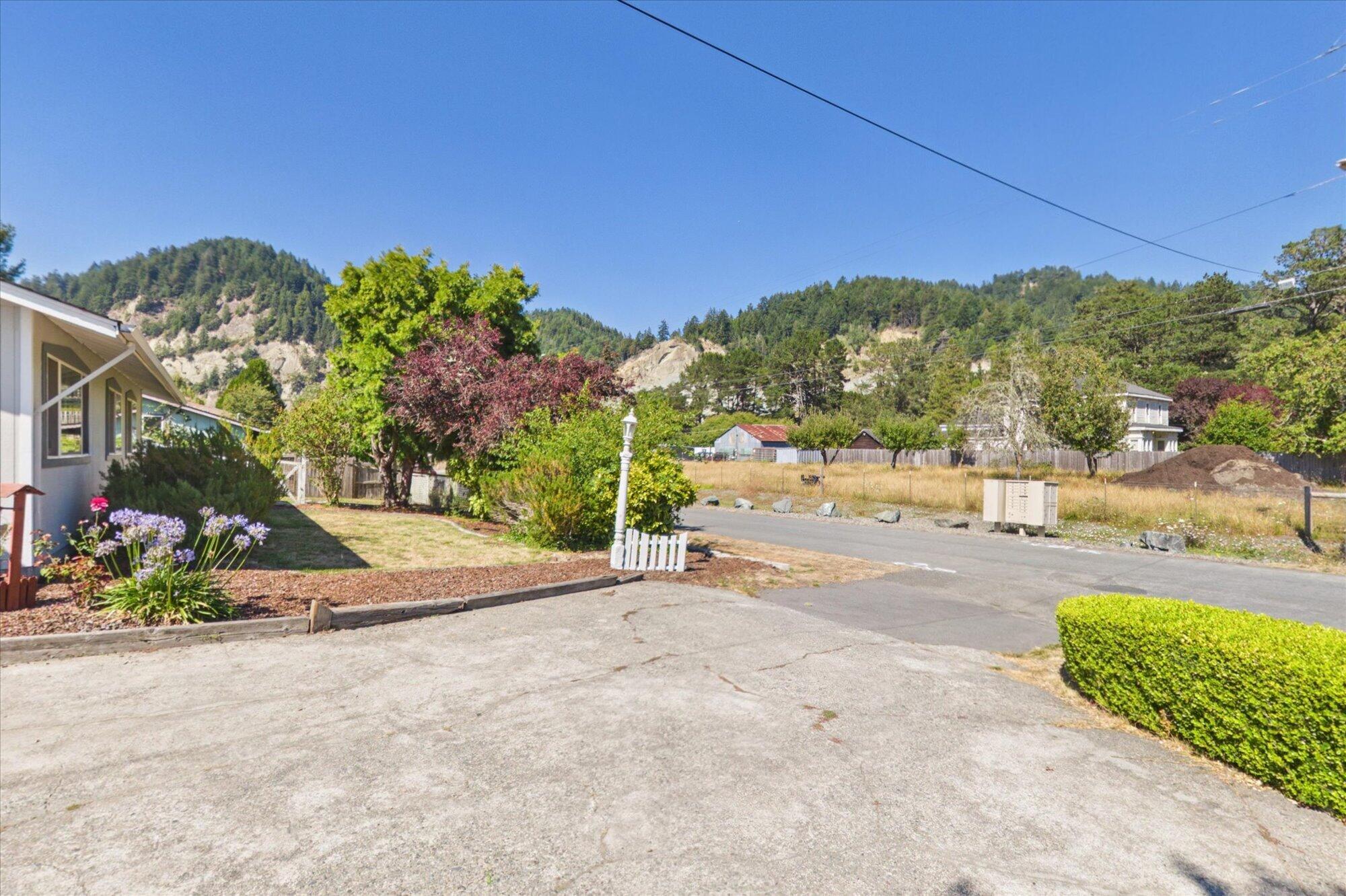 725 Walnut Drive