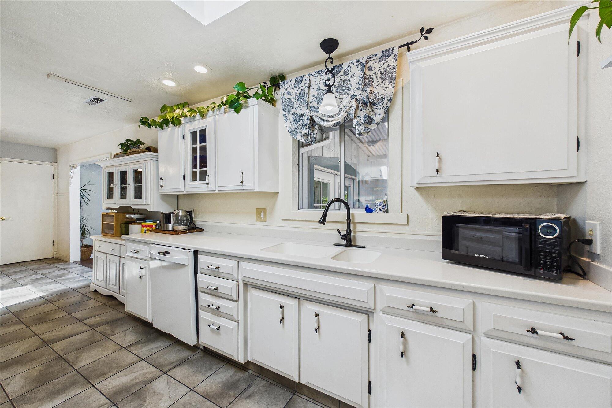 725 Walnut Drive