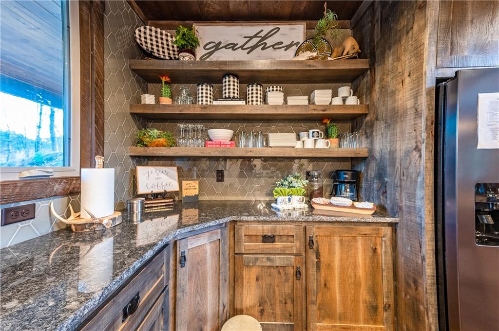 486 Split Creek Lane