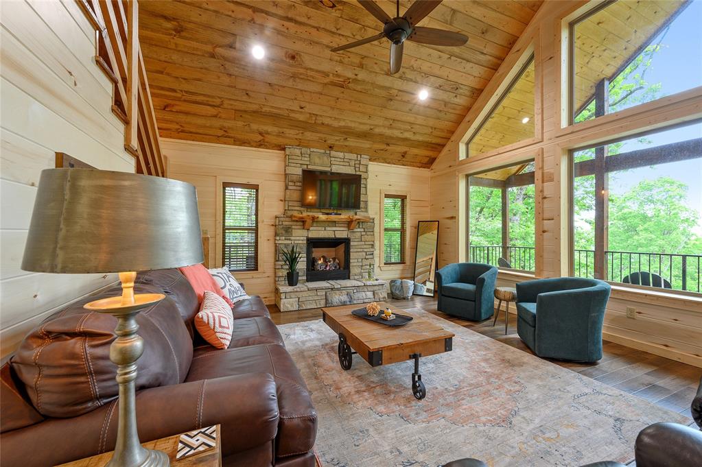 447 Little Creek Lane