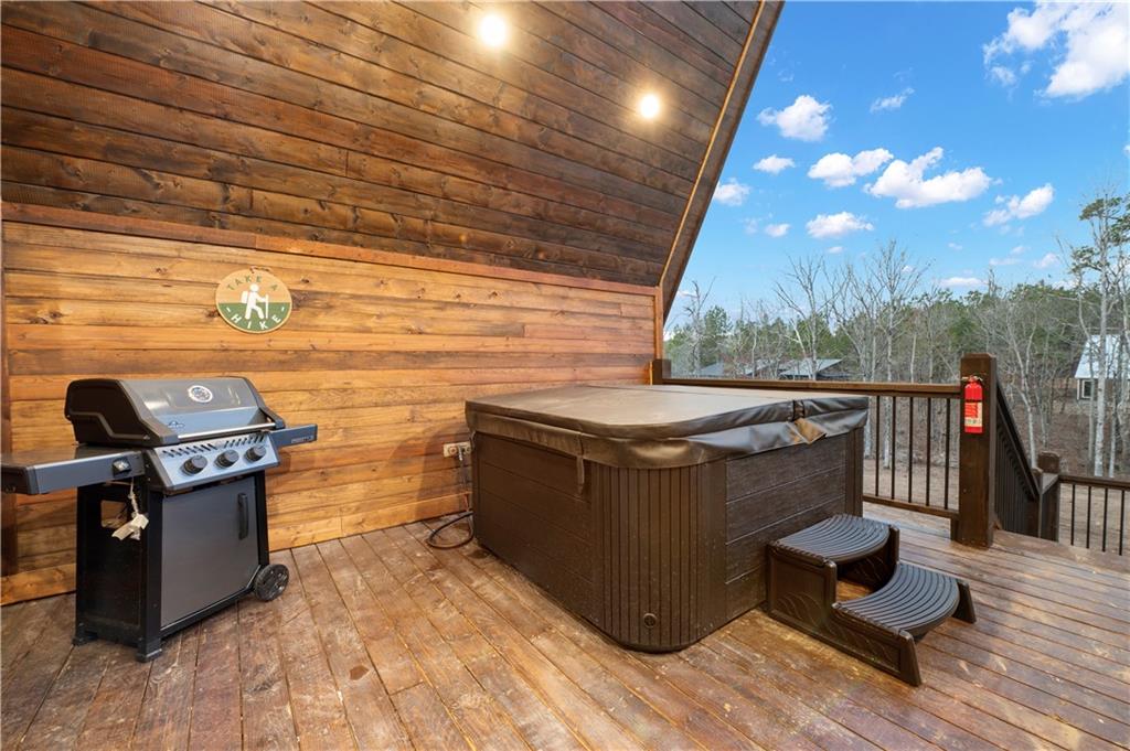 57 Lookout Pines Trail