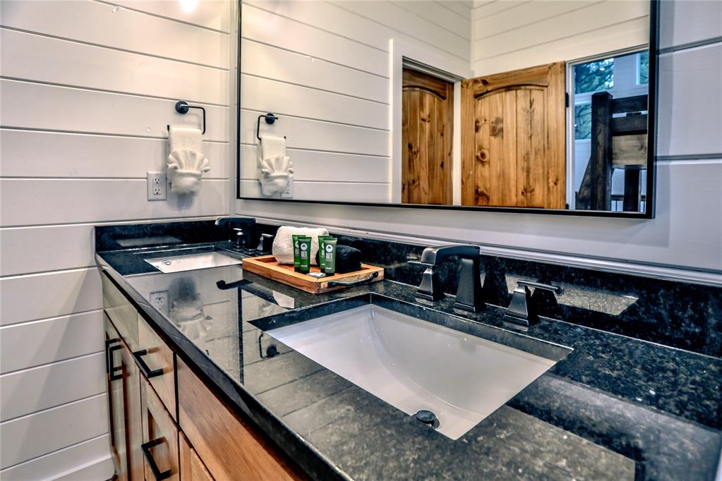 138 Sharp Holly Trail