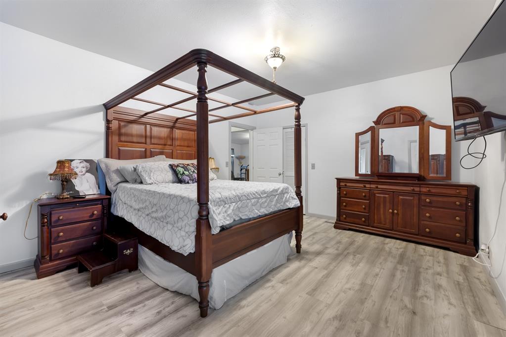 503 E Washington Street