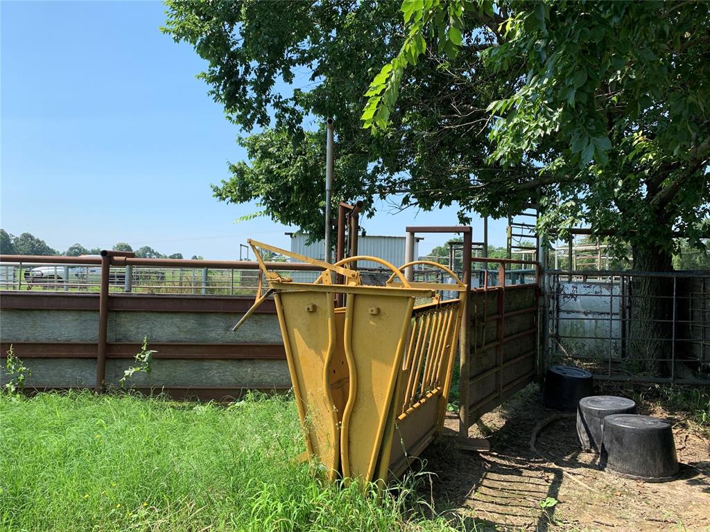 1326 N 4070 Unger East Road