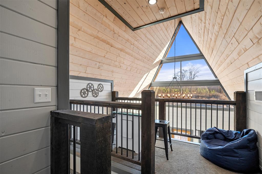 19 Lookout Pines Trail