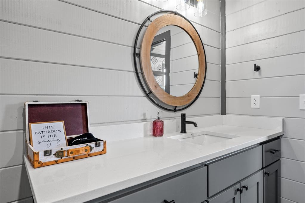 19 Lookout Pines Trail