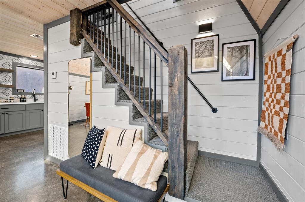 19 Lookout Pines Trail