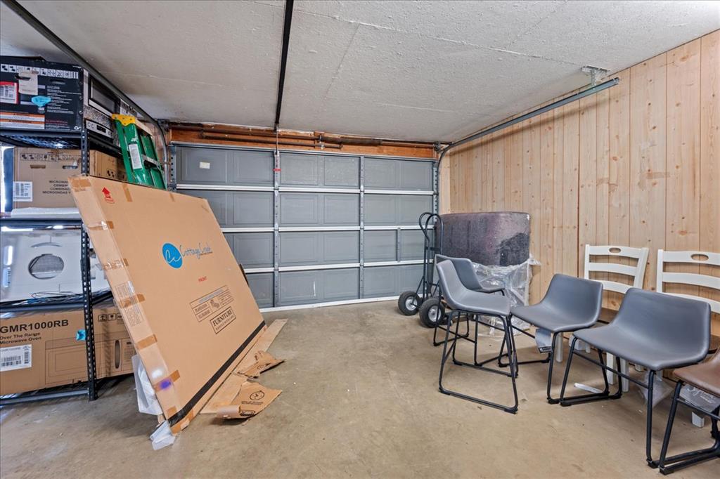 3400 NE Lincoln Road