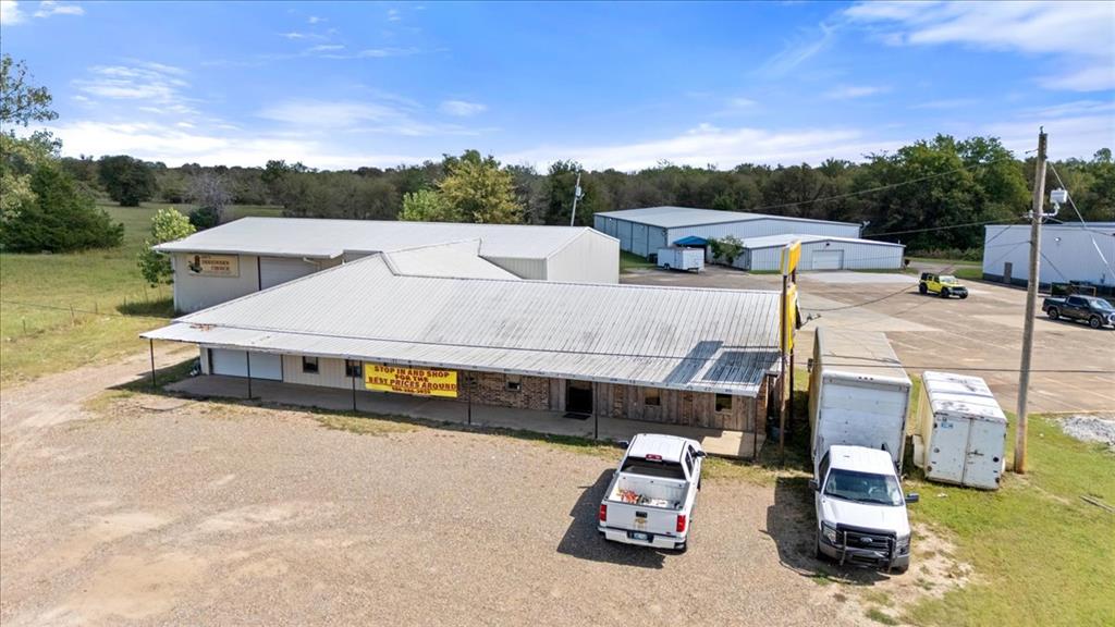 3400 NE Lincoln Road