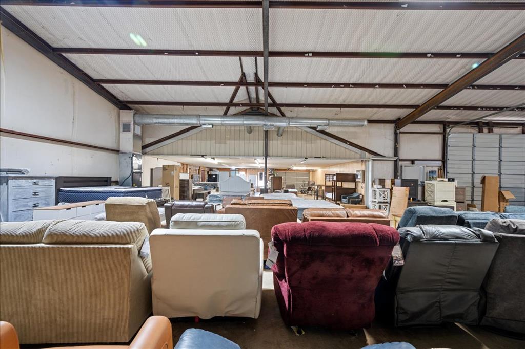 3400 NE Lincoln Road