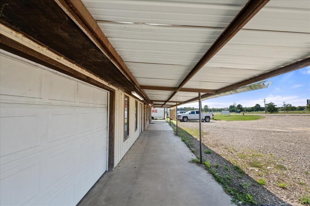 3400 NE Lincoln Road