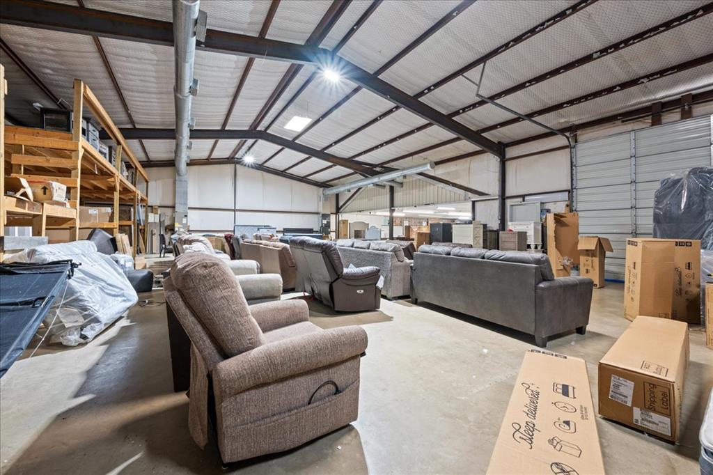 3400 NE Lincoln Road