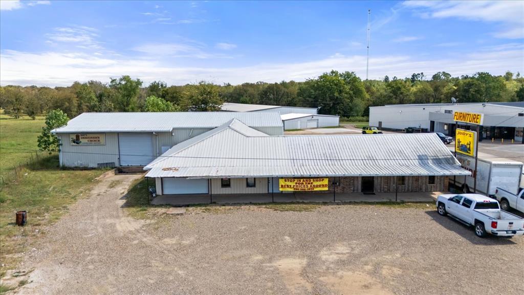 3400 NE Lincoln Road