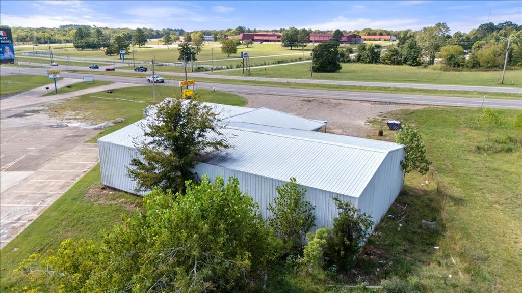 3400 NE Lincoln Road