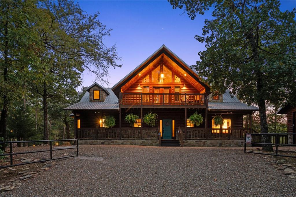 1110 Lake Ridge Lane