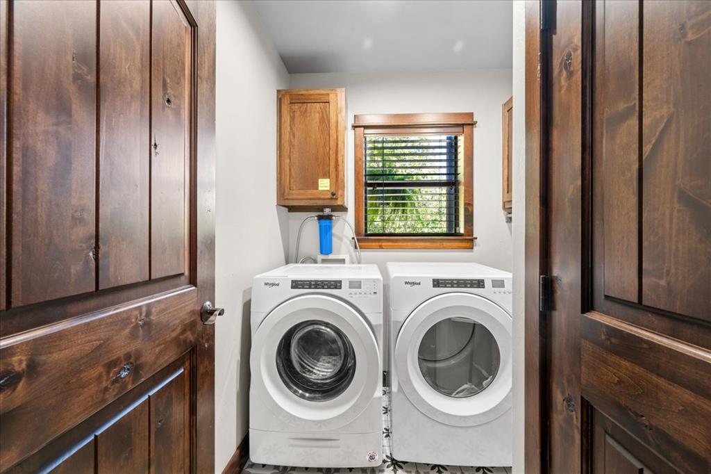 1110 Lake Ridge Lane