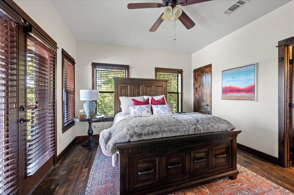 1110 Lake Ridge Lane