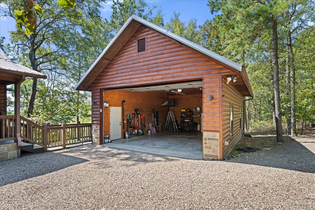 1110 Lake Ridge Lane