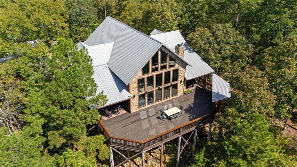 1110 Lake Ridge Lane