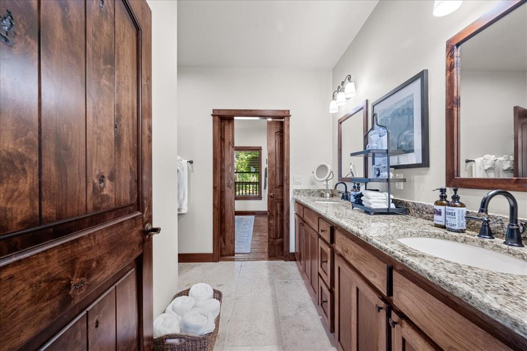 1110 Lake Ridge Lane