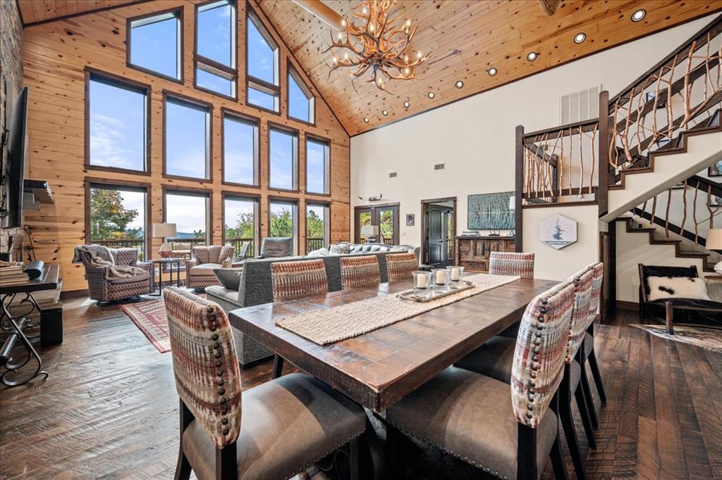 1110 Lake Ridge Lane