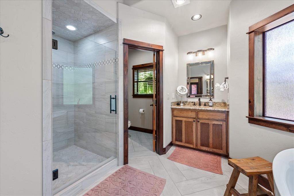 1110 Lake Ridge Lane