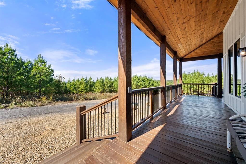 32 Scarlet Oak Trail