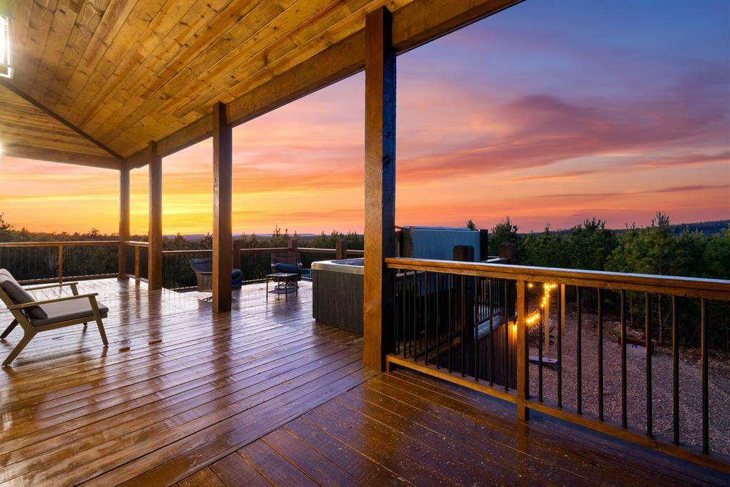 32 Scarlet Oak Trail