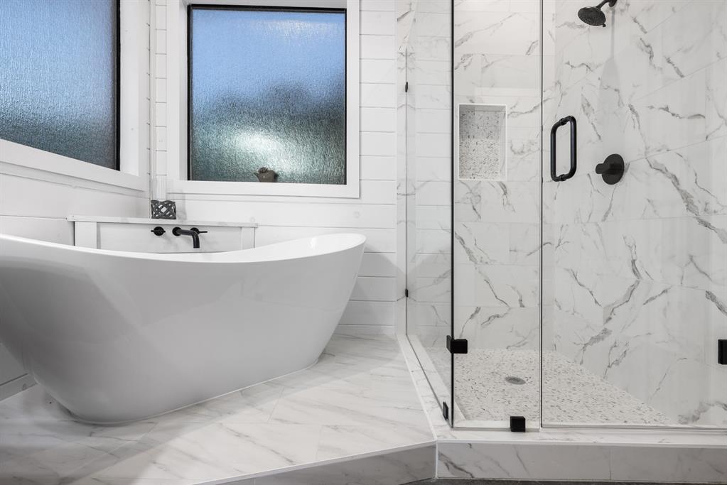 32 Scarlet Oak Trail