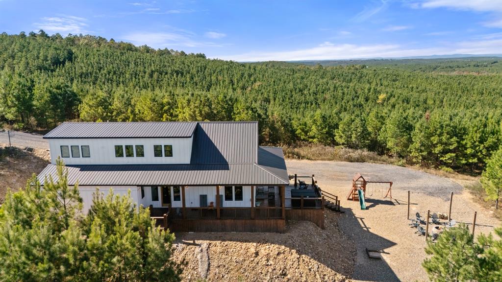 32 Scarlet Oak Trail