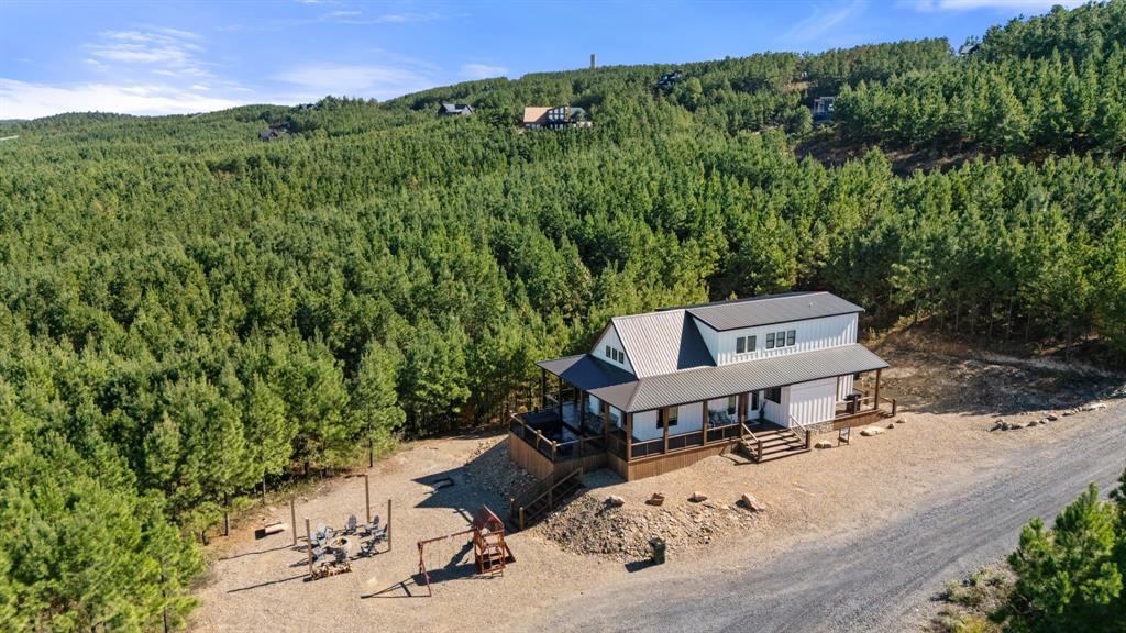 32 Scarlet Oak Trail