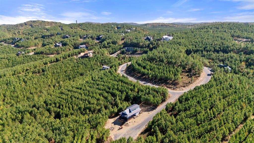 32 Scarlet Oak Trail