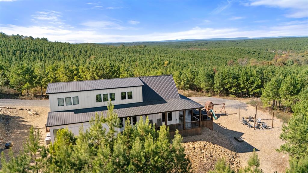 32 Scarlet Oak Trail